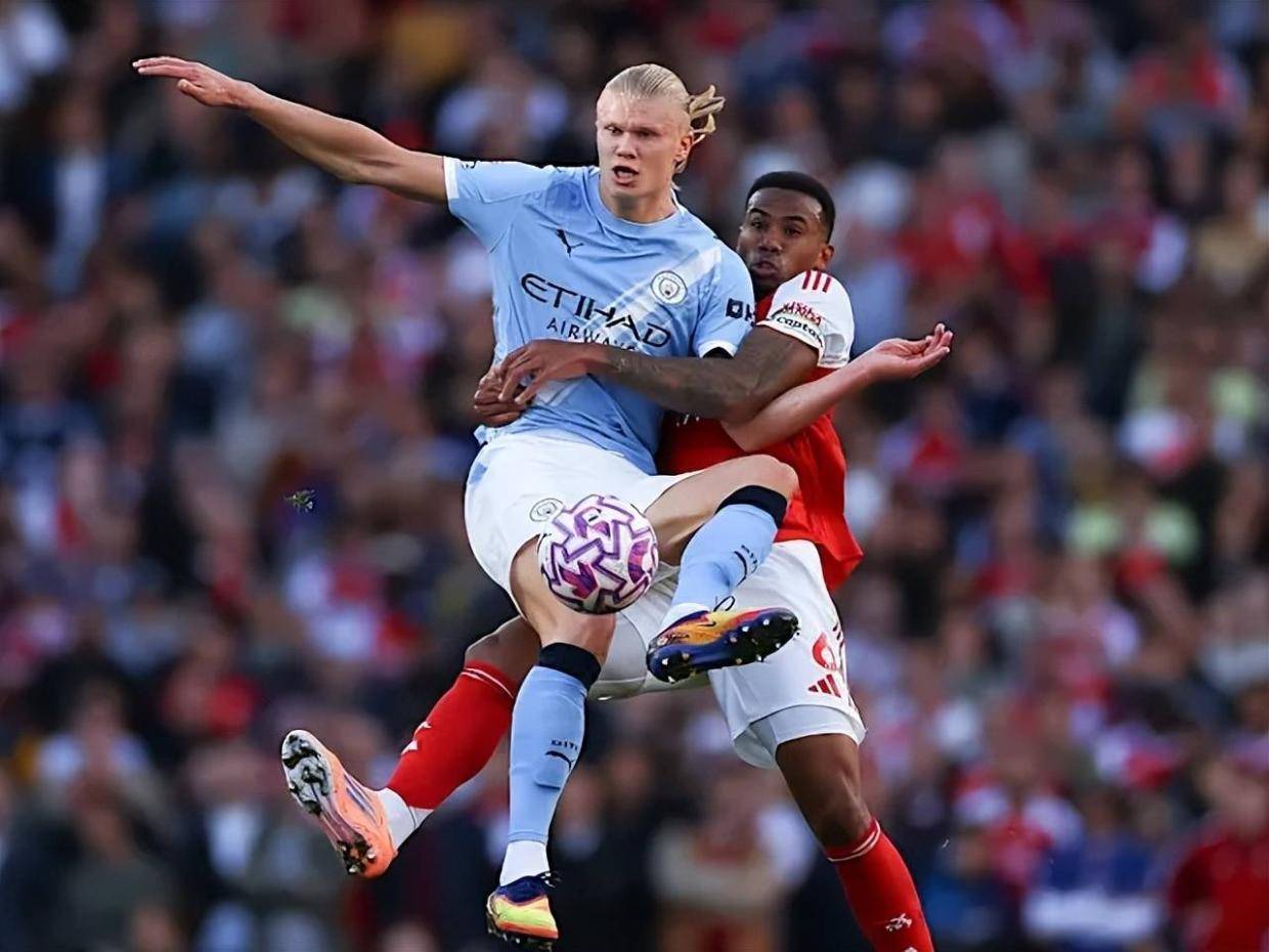 回顾阿森纳战平曼城的三大现象,瓜迪奥拉摆大巴实属无奈