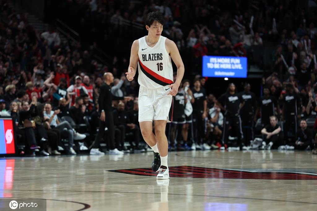 杨瀚森季前赛G2惊人蜕变 完美第3节究竟发生了什么?